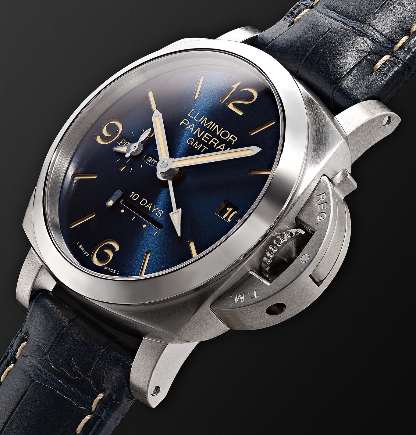 blue panerai luminor