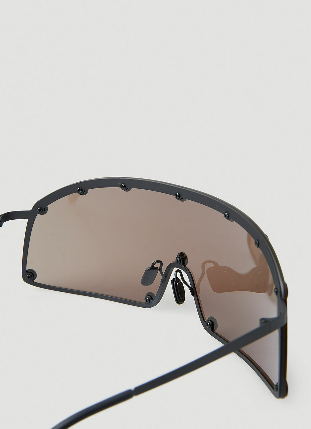 Performa Shielding Sunglasses in Black