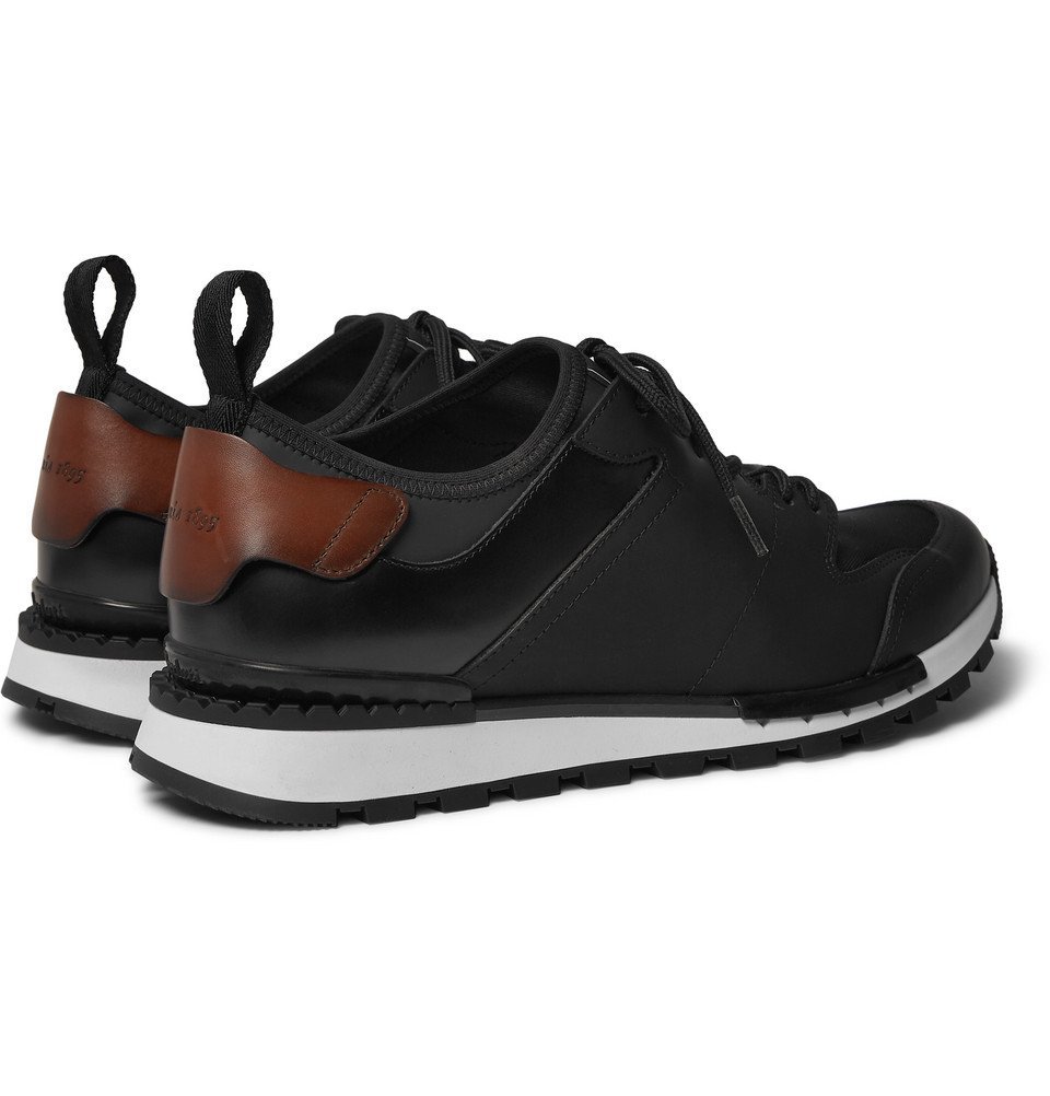 berluti run track