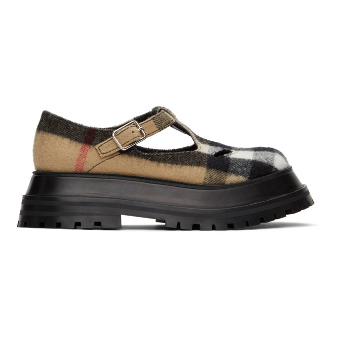 Photo: Burberry Beige Check T-Bar Loafers