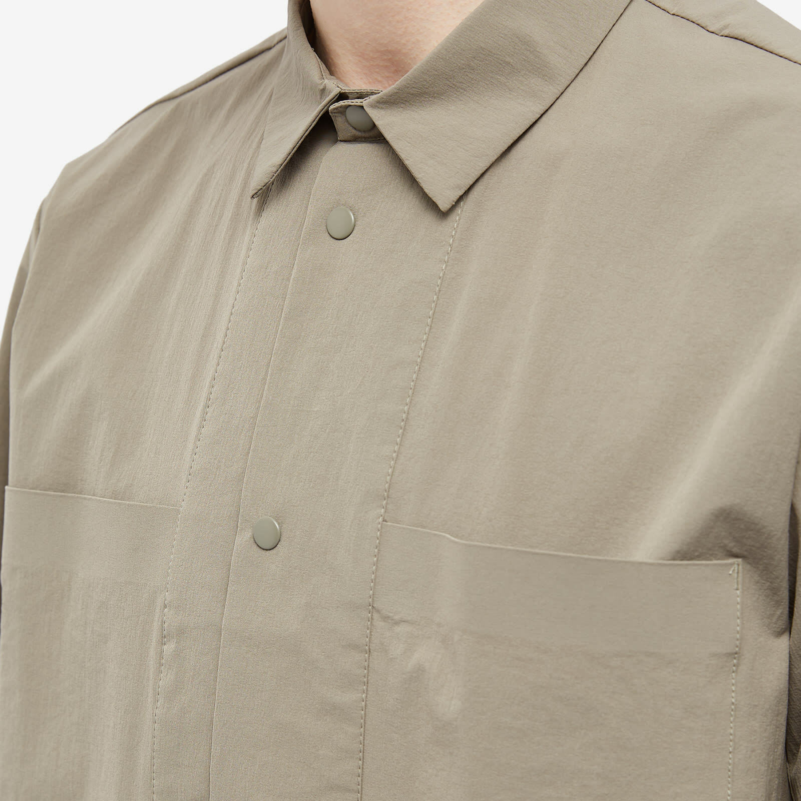 Norse Projects Men's Jens Travel Light 2.0 Overshirt in Concrete Grey ...