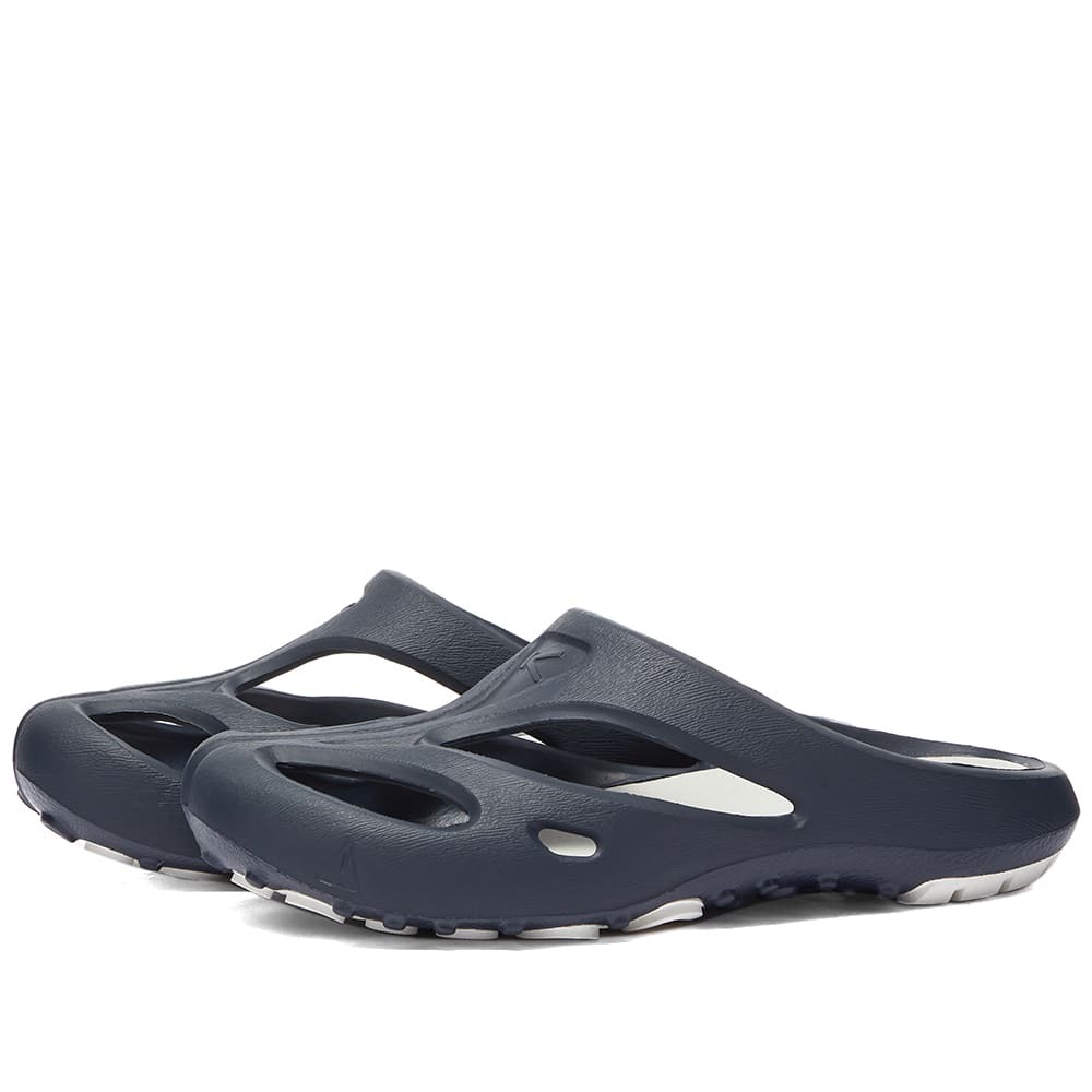 Keen Men's Shanti in Black Iris/White KEEN