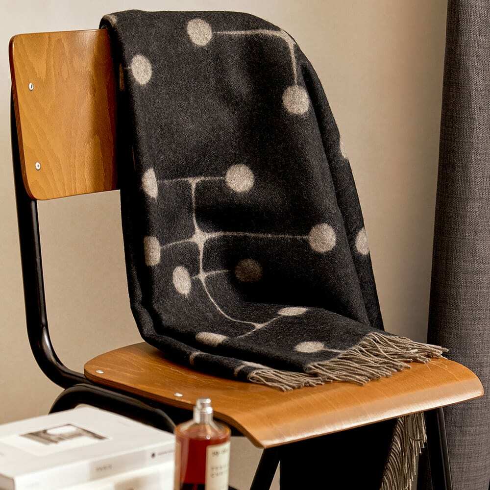 Vitra Charles & Ray Eames Wool Blanket in Dot Pattern Vitra