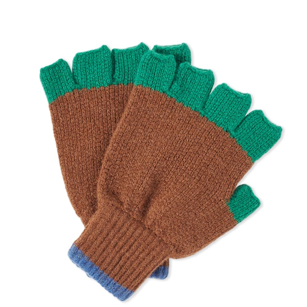 Howlin' No Fingers in There Gloves Howlin' by Morrison