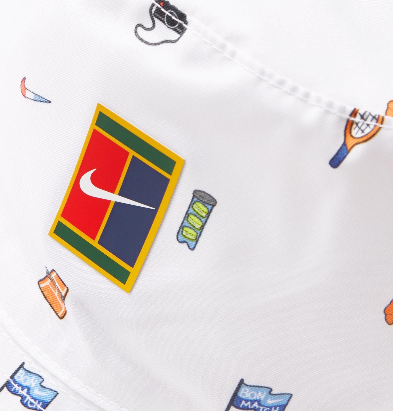 nikecourt bucket hat