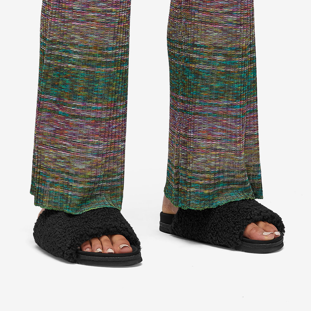 ROAM Women's Fuzzy Slide in Black ROAM