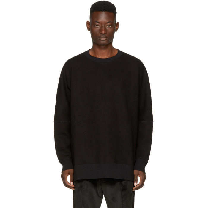 black oversized sweatshirt