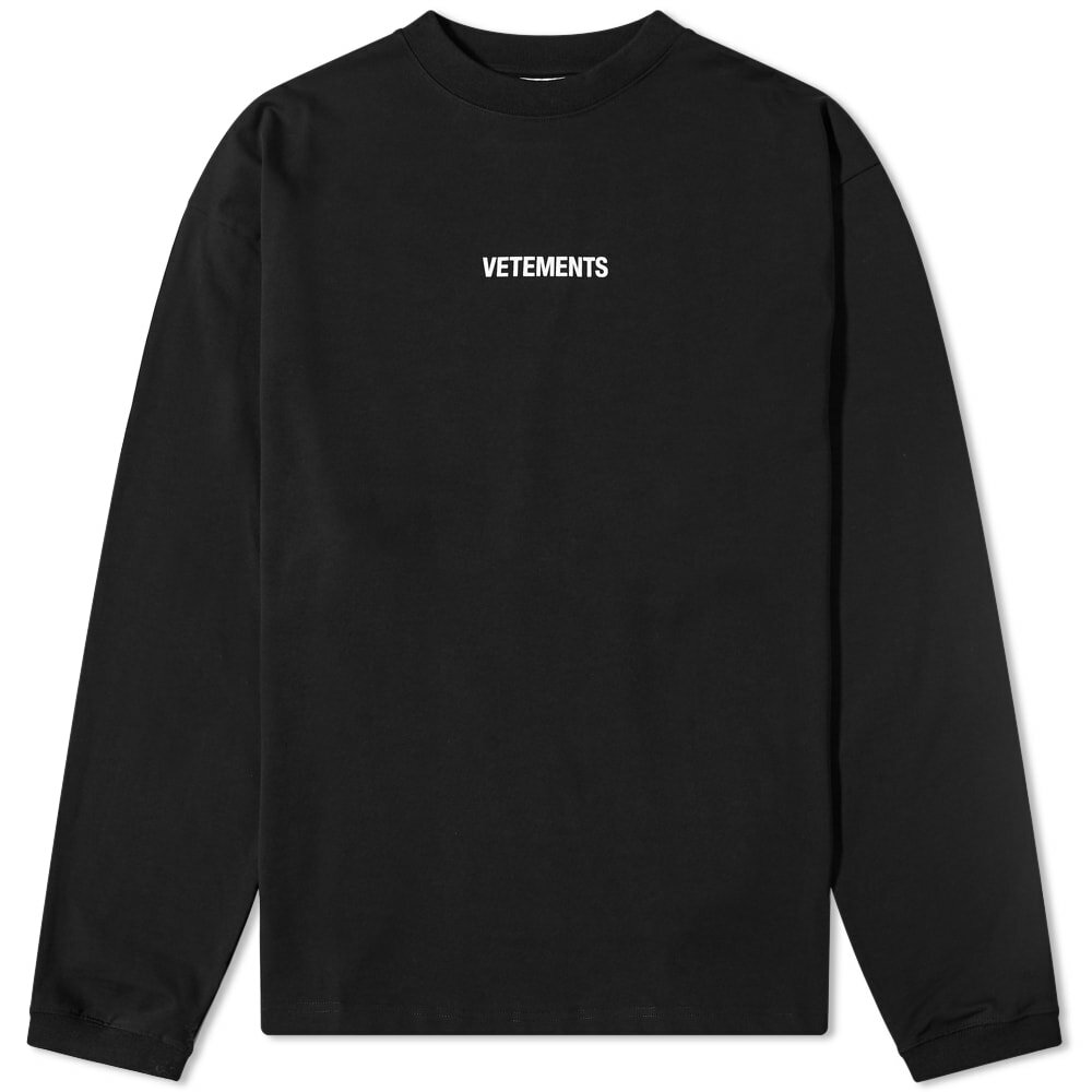 VETEMENTS Men's Long Sleeve Logo Label T-Shirt in Black/White Vetements