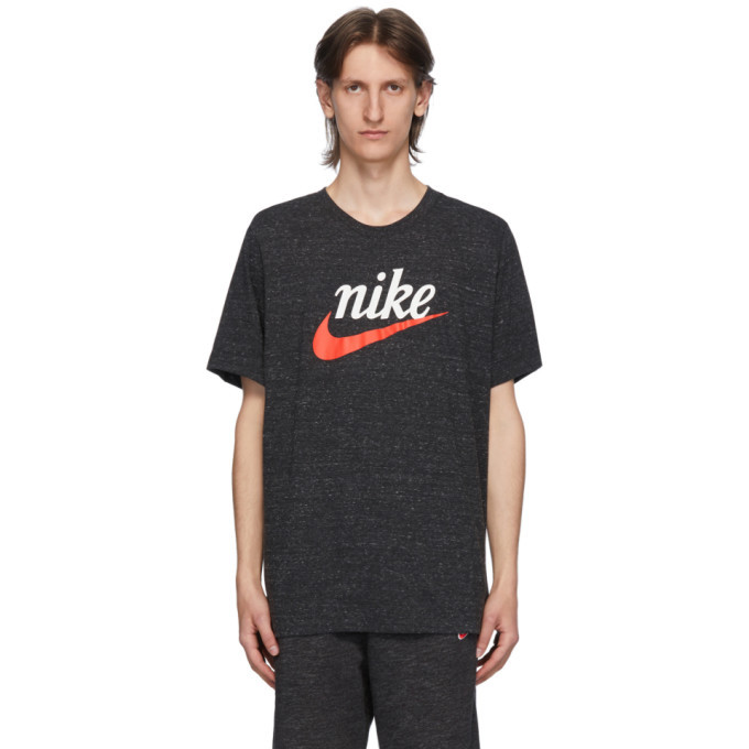 Nike Black Sportswear Heritage T-Shirt Nike