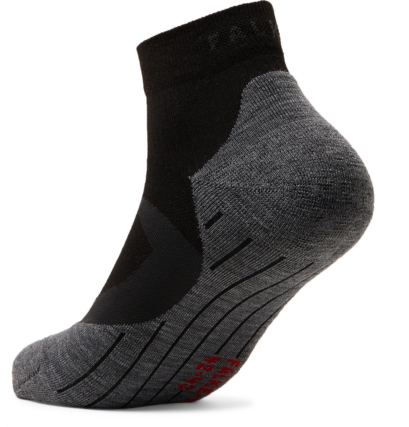 FALKE Ergonomic Sport System - RU4 Cool Stretch-Knit Socks - Black ...