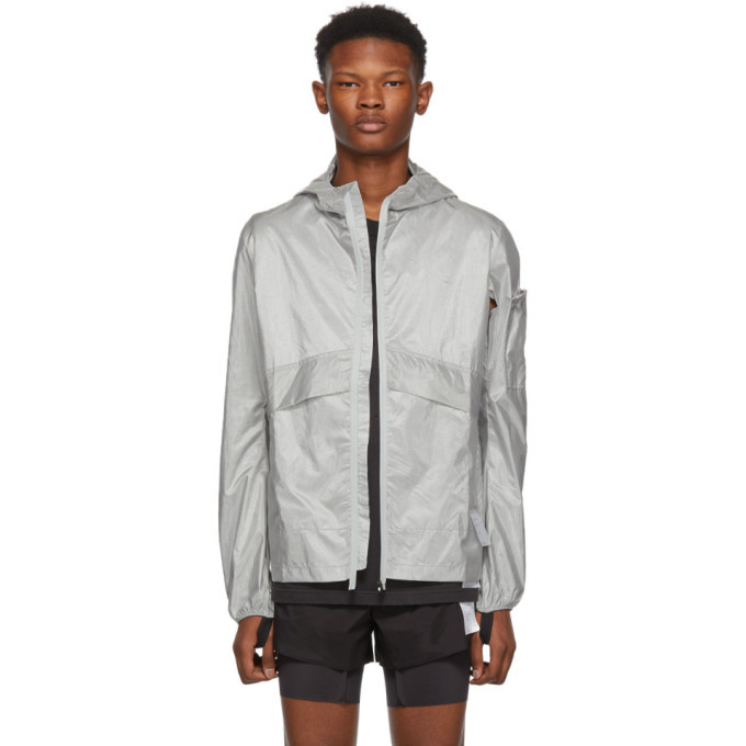 packable windbreaker jacket