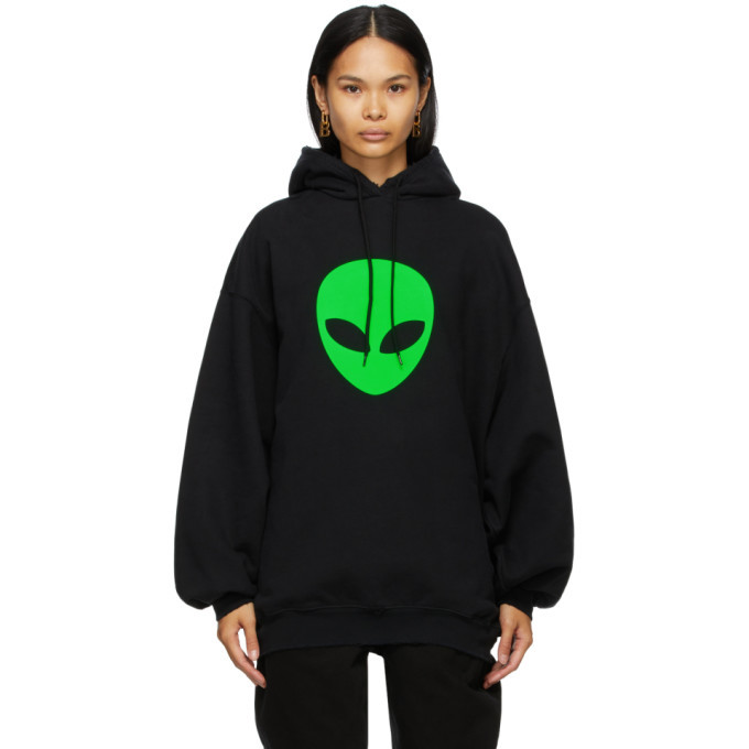 balenciaga alien shirt