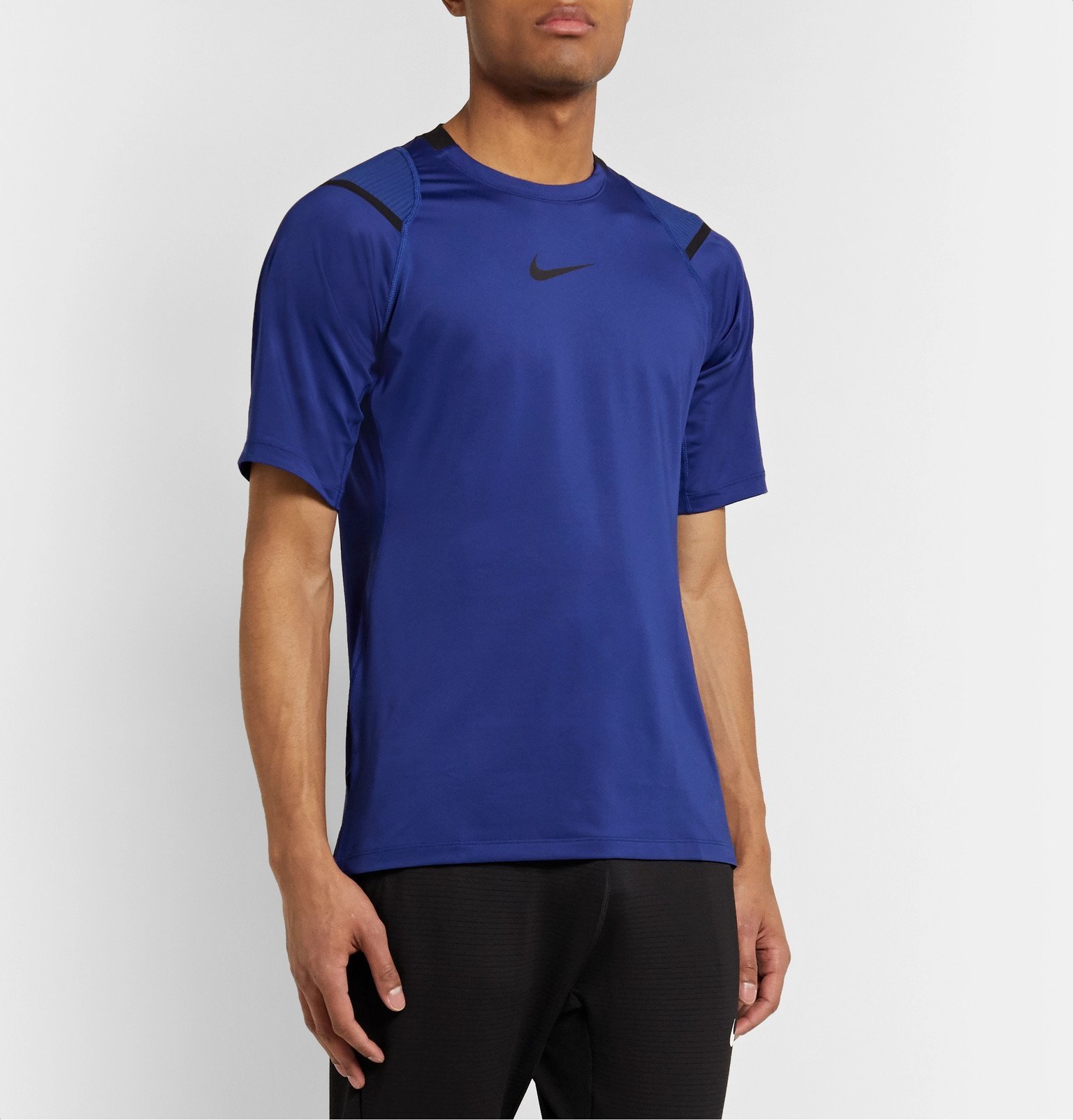 nike aeroadapt t shirt