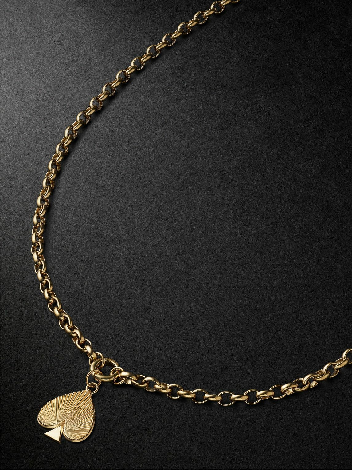 Photo: Foundrae - Medium Spade Gold Pendant Necklace
