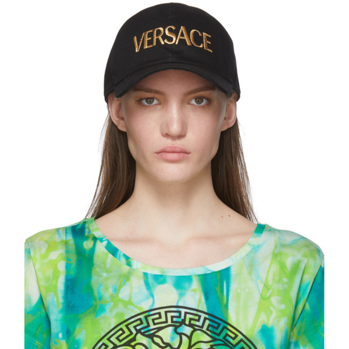 versace red beret