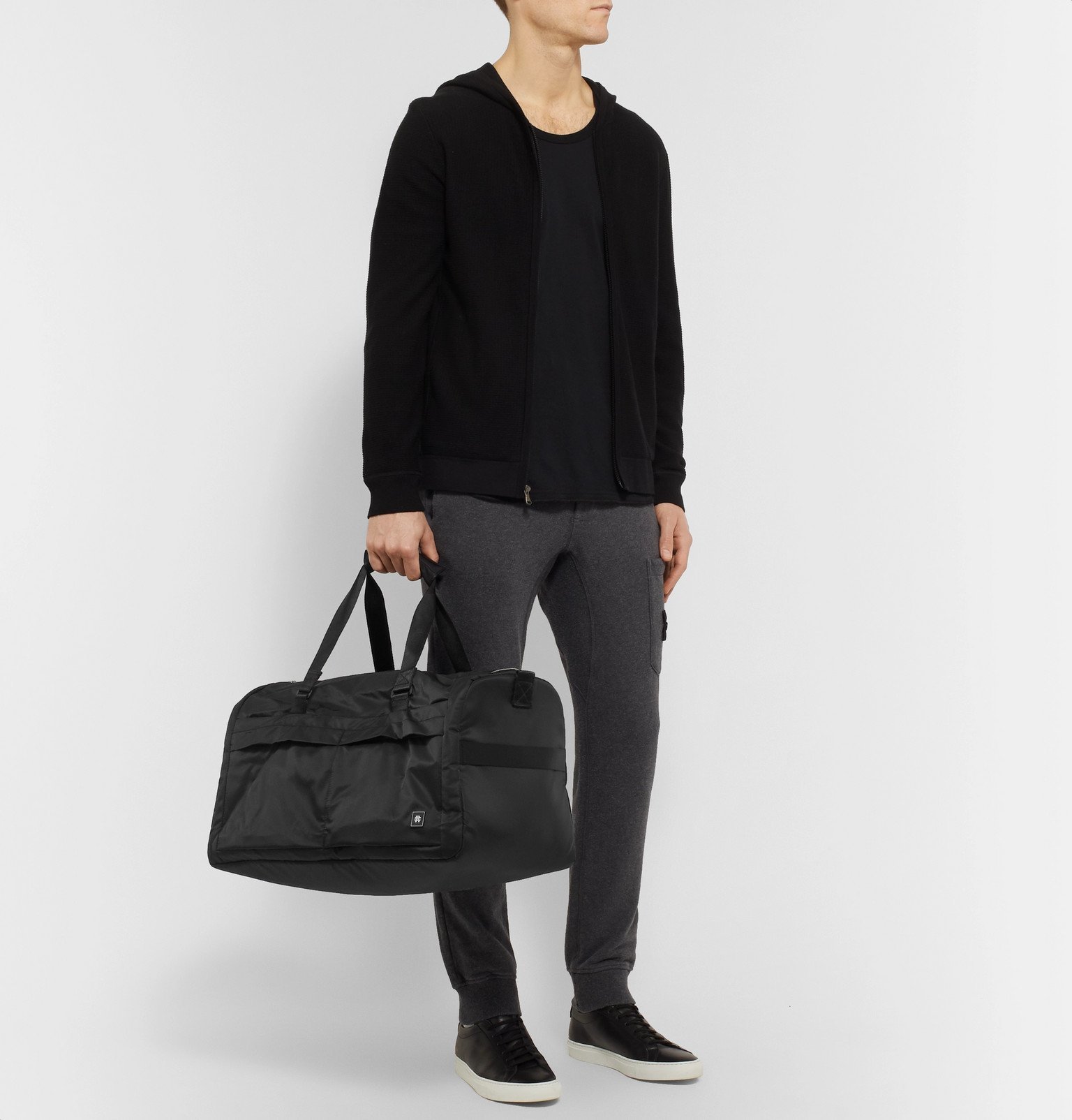 reigning champ tote