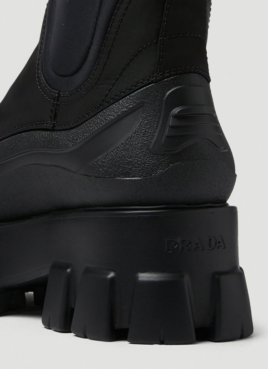 Monolith Duck Boots in Black Prada