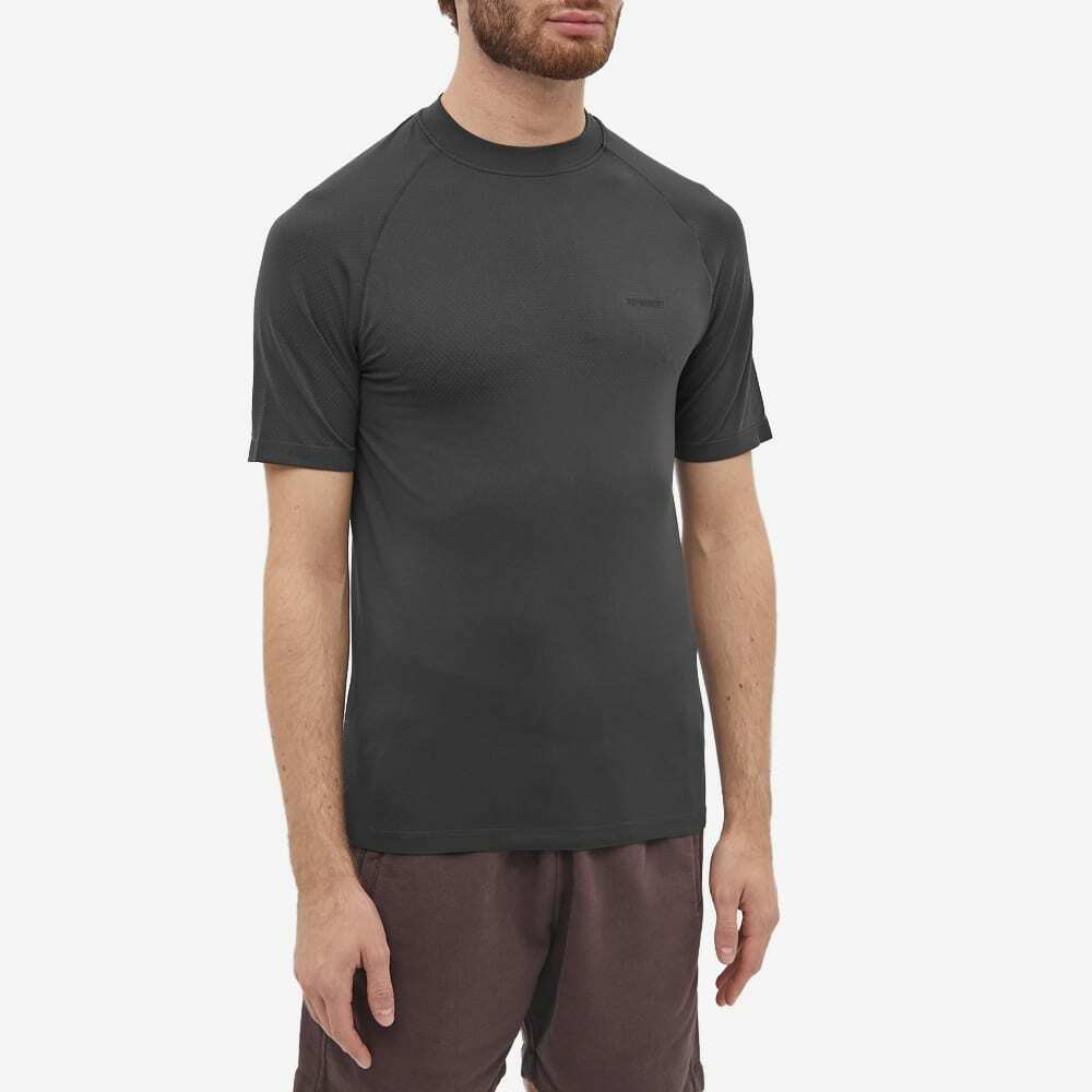 Represent Amazon Represent Men's Seamless T-Shirt in Off Black Represent