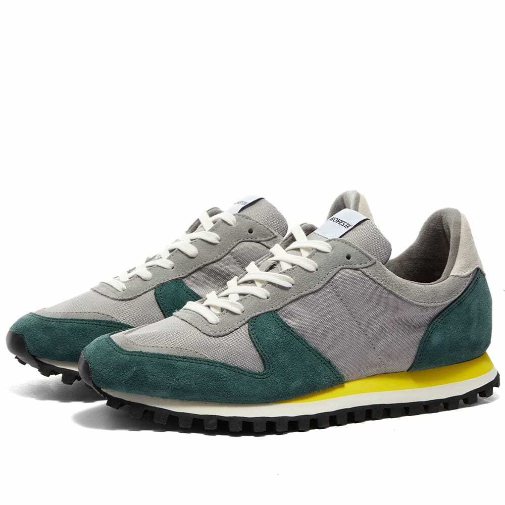 Novesta Men's Marathon Trail Runner Sneakers in Green Novesta