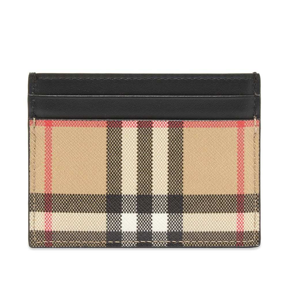 Photo: Burberry Checked Cardholder