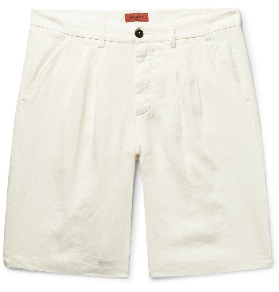 mens white pleated shorts