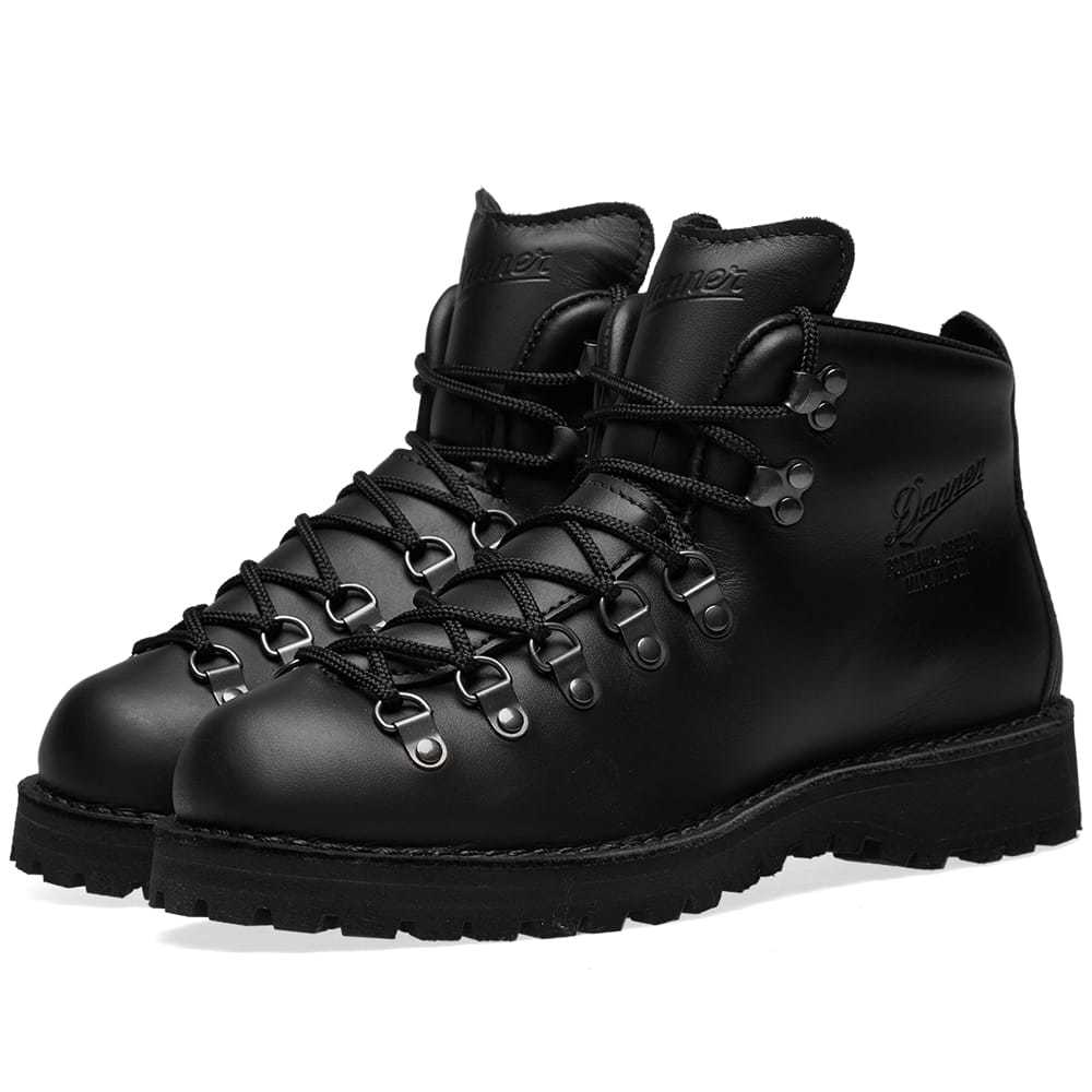 black danner hiking boots