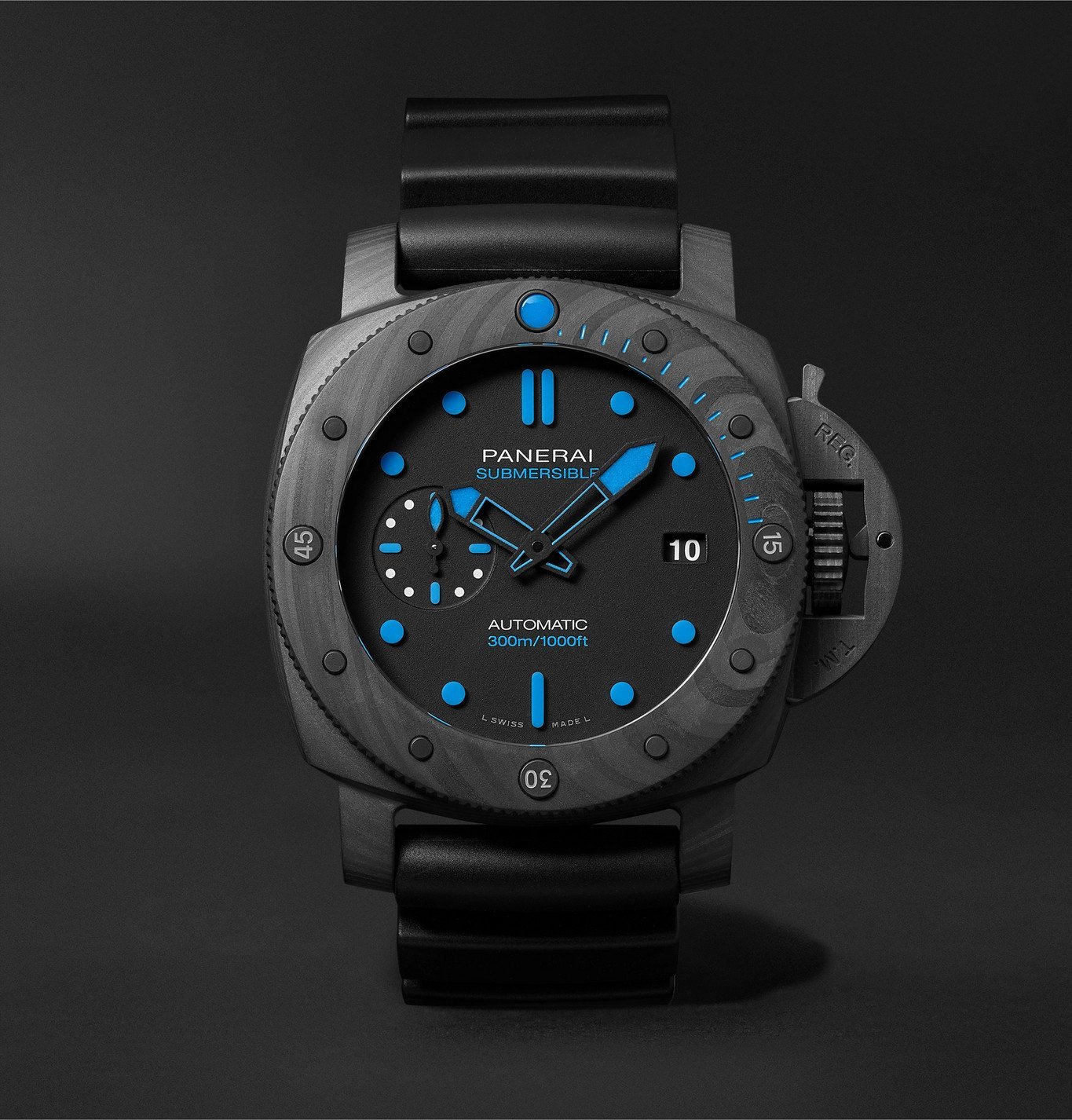 panerai submersible carbotech 42mm