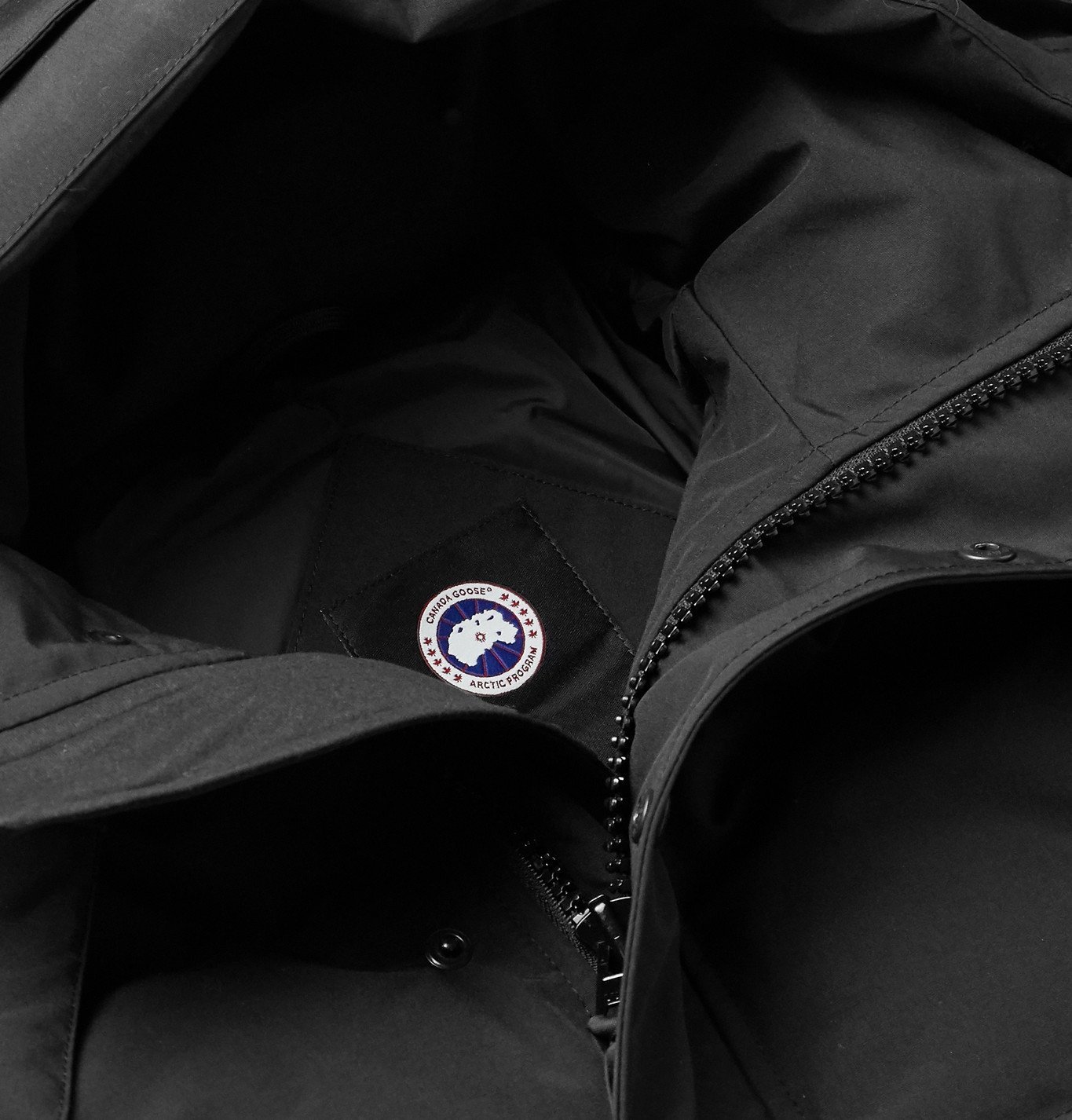 Canada Goose Wyndham Slim Fit Quilted Arctic Tech Down Hooded Parka Black Canada Goose 