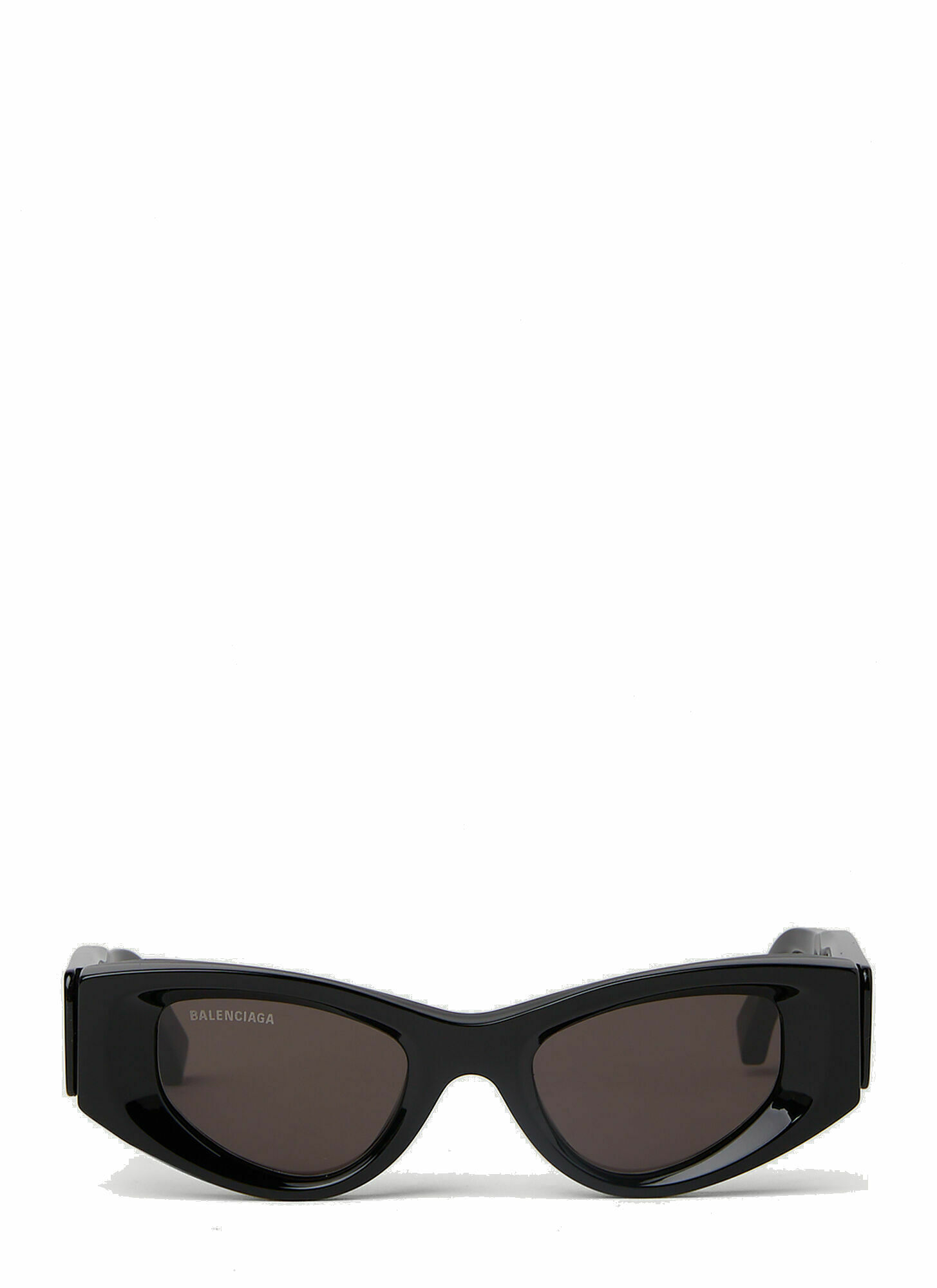 Photo: Odeon Cat Sunglasses in Black