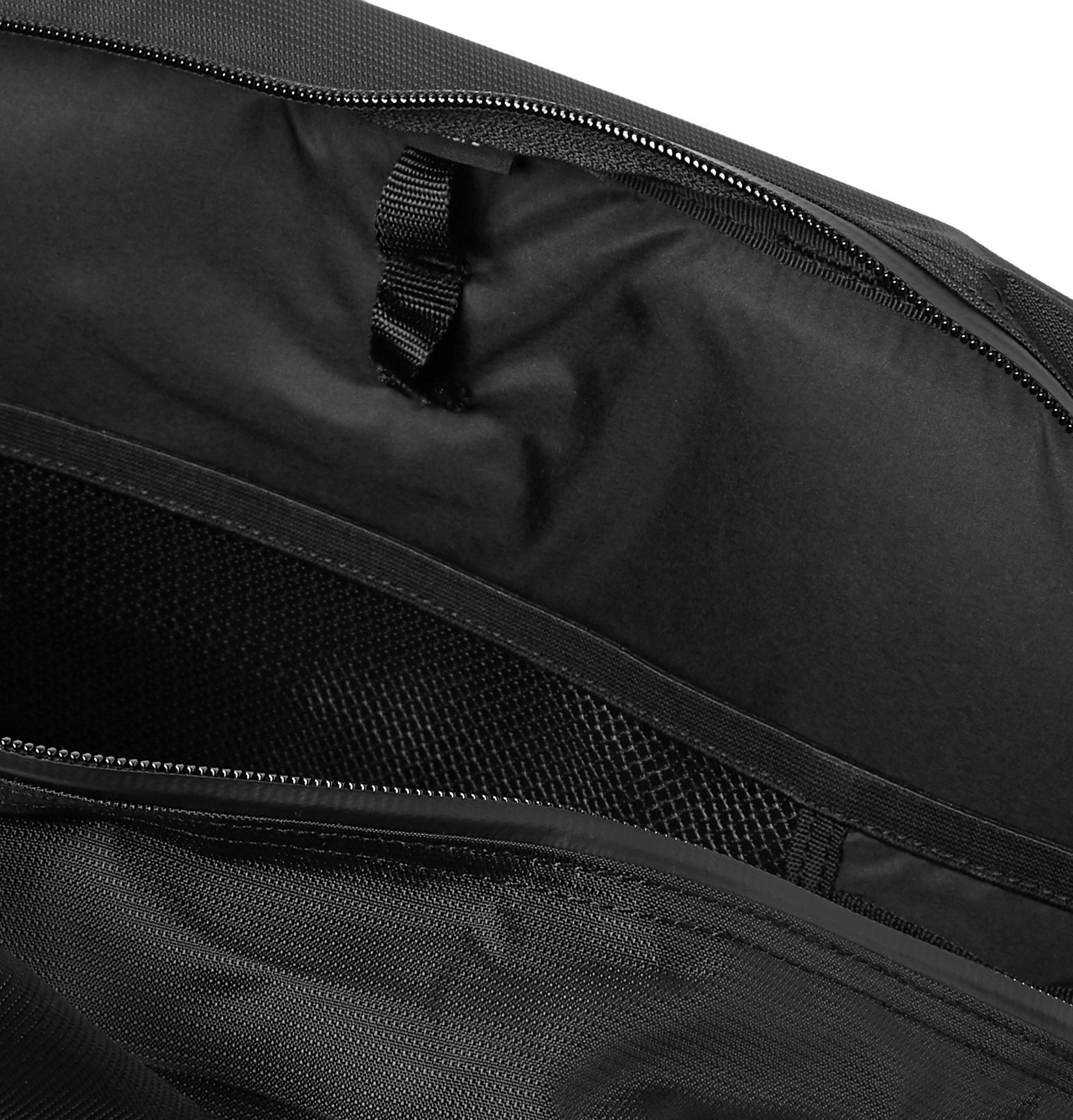 Herschel Supply Co Britannia Trail DobbyNylon Messenger Bag Black