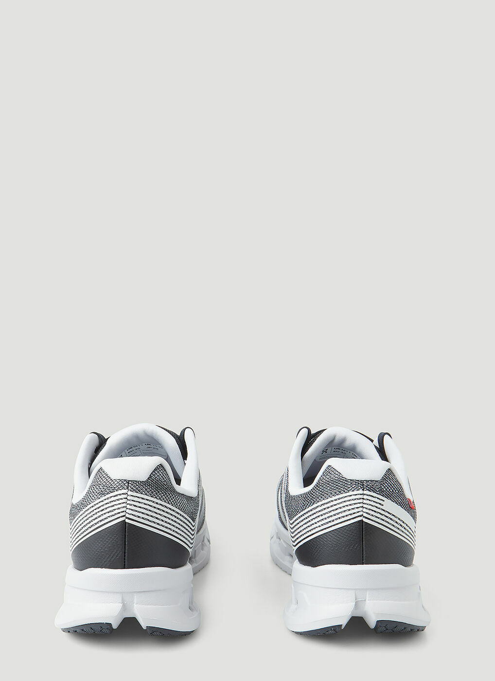 Cloudgo Sneakers in Grey On