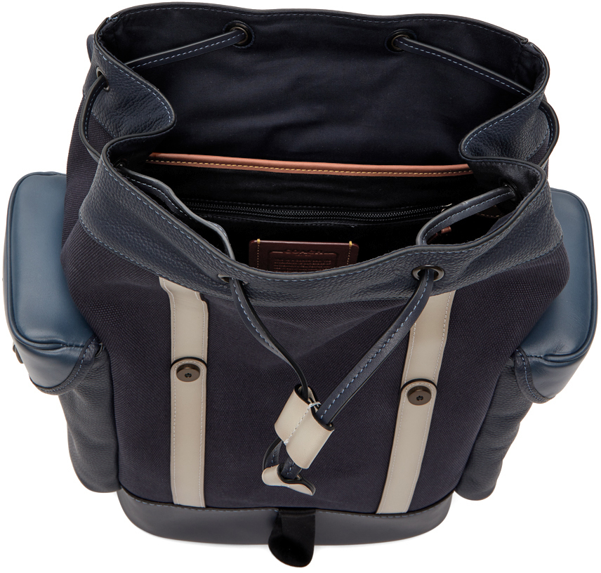 coach hitch backpack